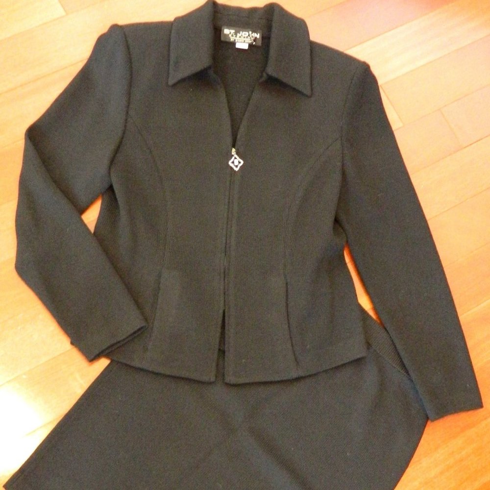 St John Evening Skirt Set